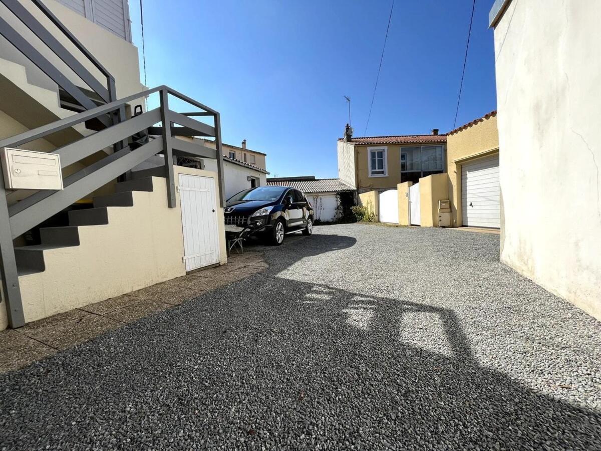 Holiday home Chaleureux Logement-centre Ville-proche Gare-plage *